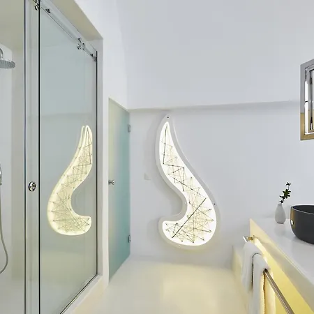 Aisling Micro 4* Oia (Santorini)